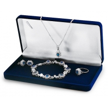 AMIRRA Silver Set with Ring, Earrings, Necklace and Bracelet