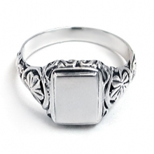 CONKER LEAF Silver Signet Ring