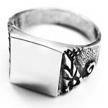 HILT Silver Signet Ring