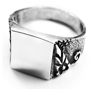 HILT Silver Signet Ring