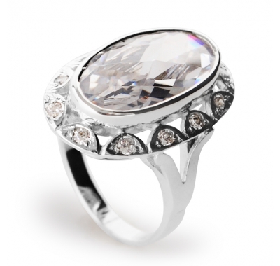 WHITE DOLLY Silver Cocktail Ring