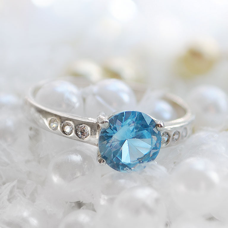 GEORGETTE Aquamarine Silver Ring