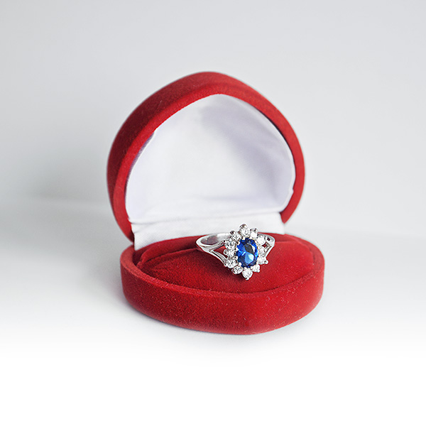 AMIRRA Sapphire Silver Ring